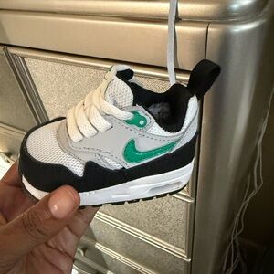 Nike Kids' White and Green Sneakers